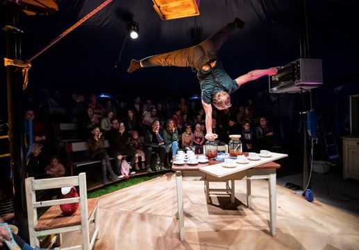 Circustage27_Teacrobat_by_Milos Stafek (1).png