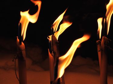 Hollywoodreife Fackelwanderung in Thiersee