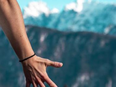 kraftvolles Vinyasa Flow Yoga