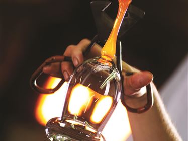 Öffentliche Führung in der Riedel Glas Manufaktur