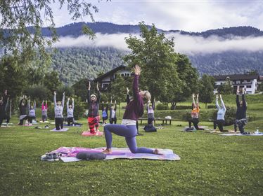 Yoga am See