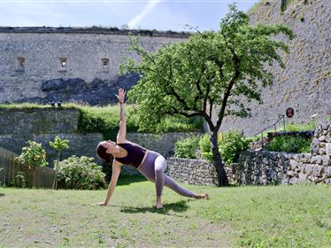 Yoga auf der Festung