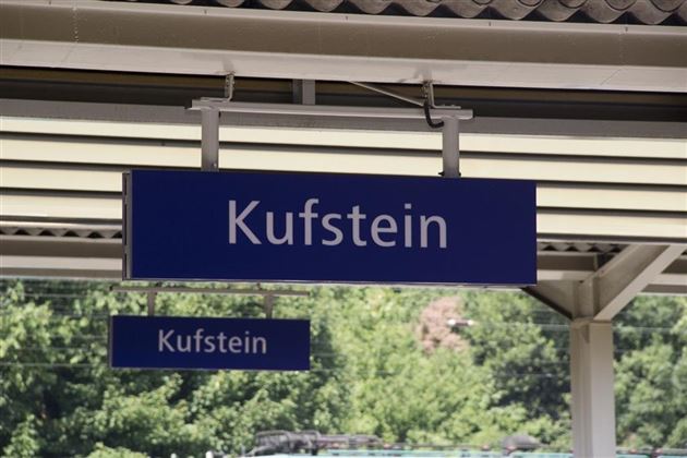 Bahnhof Kufstein Schild