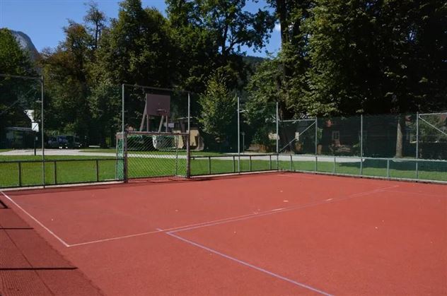 Funcourt Lindenallee