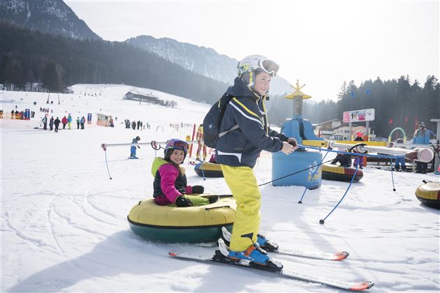 Skikarusell am Hochfeldlift Schwoich