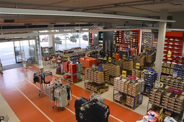 Sportgeschäft Hervis Kufstein Shop Innen