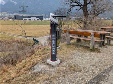 Bike Stop - Ebbs Inndamm