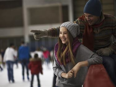 Eislaufplatz Funarena Hallo du