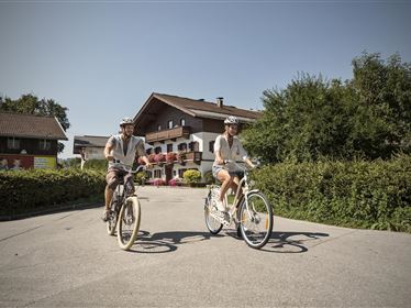 E-Bike & Fahrrad Verleih - dasKAISER – Dein Gartenhotel in Tirol