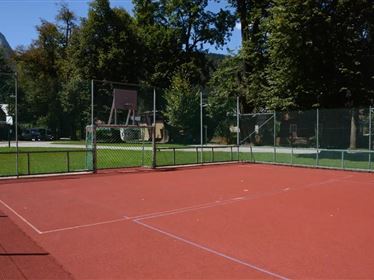 Funcourt Lindenallee