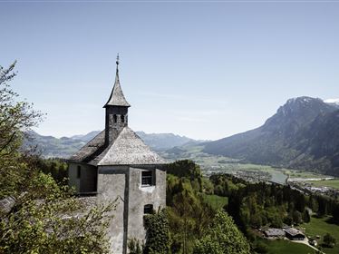 Thierberg Kapelle Kufstein Sommer Ansicht